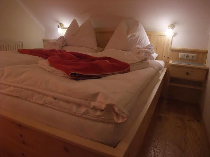 Gutzingerhof Farm stay Bad Kleinkirchheim